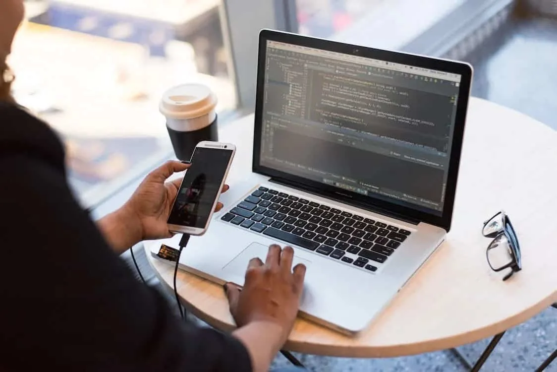 3 Reasons you should hire a Web Developer